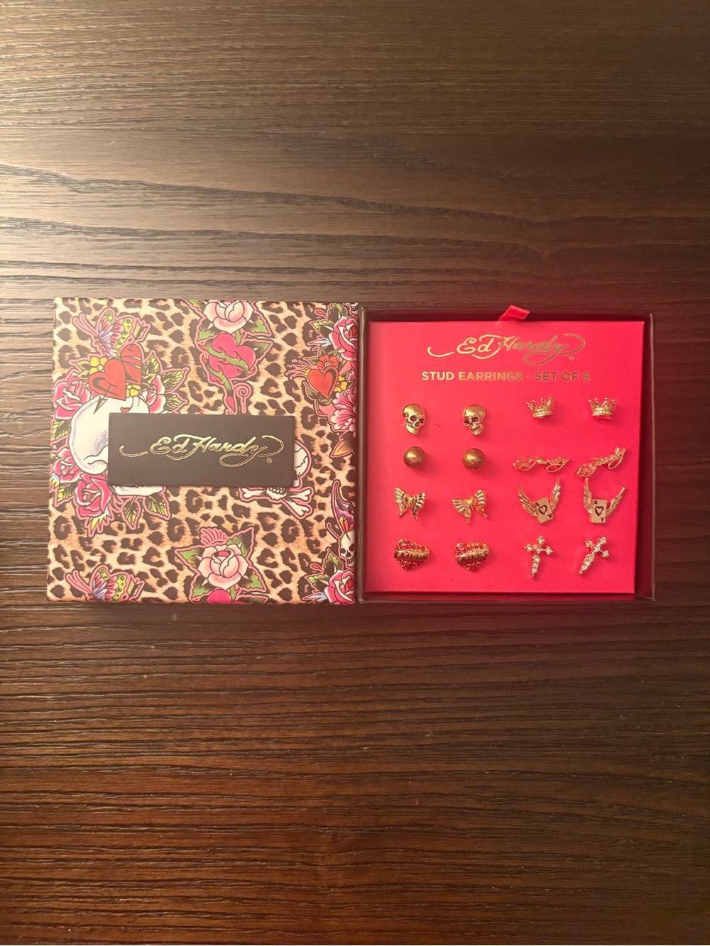 NEW Ed Hardy Gold Stud Earrings Set